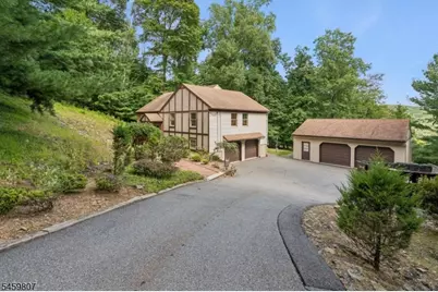 45 Union Hill Rd, Parsippany, NJ 07950 - Photo 1