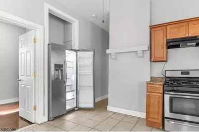 564 Sanford Ave #1, Newark, NJ 07106 - Photo 8