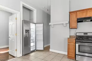 564 Sanford Ave, Newark, NJ 07106 - Photo 8