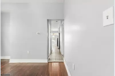 564 Sanford Ave #1, Newark, NJ 07106 - Photo 4