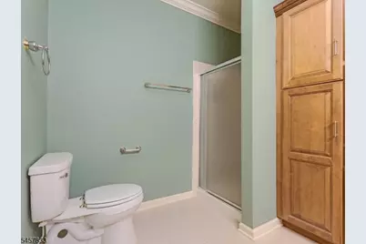 9 Goffle Brook Ct, Hawthorne, NJ 07506 - Photo 18