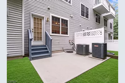 9 Goffle Brook Ct, Hawthorne, NJ 07506 - Photo 20
