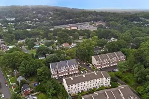 9 Goffle Brook Ct, Hawthorne, NJ 07506 - Photo 24