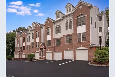 9 Goffle Brook Ct, Hawthorne, NJ 07506 - Photo 1