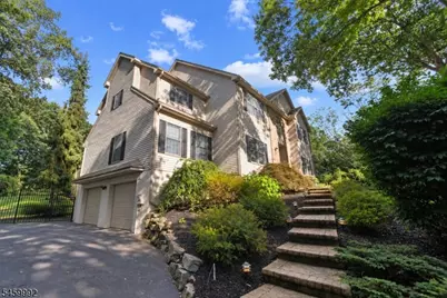 8 Goldfinch Run, Kinnelon, NJ 07405 - Photo 2