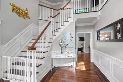 8 Goldfinch Run, Kinnelon, NJ 07405 - Photo 4