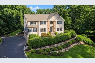 8 Goldfinch Run, Kinnelon, NJ 07405 - Photo 1