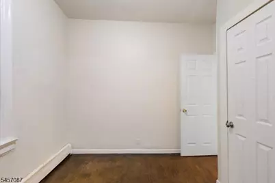 422 Jelliff Ave, Newark, NJ 07112 - Photo 16