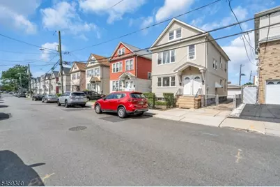 927 Meredith Ave, Elizabeth, NJ 07202 - Photo 4