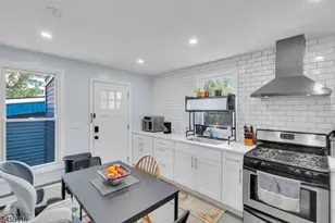 265 Washington St, Orange, NJ 07050 - Photo 12