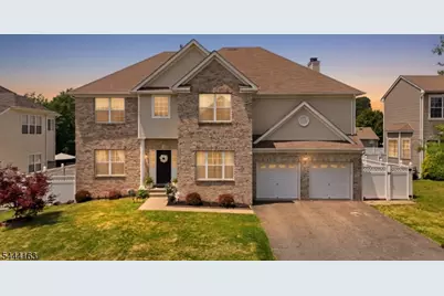 918 Timberline Dr, Jefferson Township, NJ 07849 - Photo 4