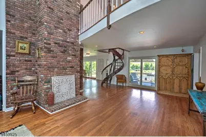13 Farmersville Rd, Tewksbury Township, NJ 07830 - Photo 4
