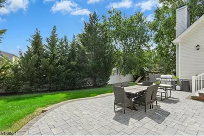 165 Briarheath Lane, Clark Township, NJ 07066 - Photo 30
