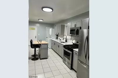 385 Amherst St #1, East Orange, NJ 07018 - Photo 4