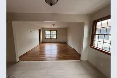 254 Phillips Ave, South Hackensack Township, NJ 07606 - Photo 2