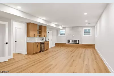 190 Laurel Ave, Livingston, NJ 07039 - Photo 30