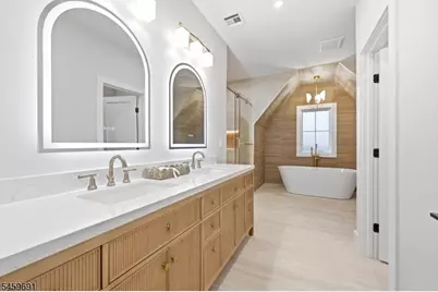 190 Laurel Ave, Livingston, NJ 07039 - Photo 20
