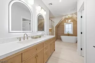 190 Laurel Ave, Livingston, NJ 07039 - Photo 20