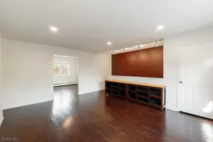 1269 Valley, Wayne, NJ 07470 - Photo 2
