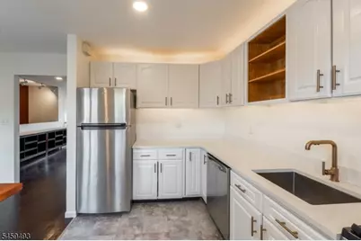 1269 Valley #B, Wayne, NJ 07470 - Photo 6