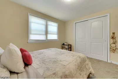 316 Sanford Ave, Lyndhurst Township, NJ 07071 - Photo 24