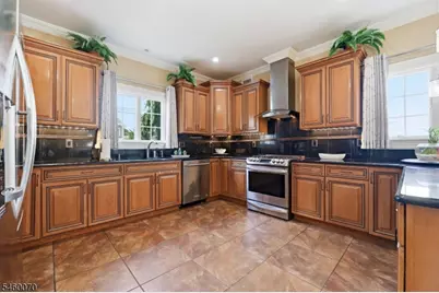 156 Boulevard, Kenilworth, NJ 07033 - Photo 12