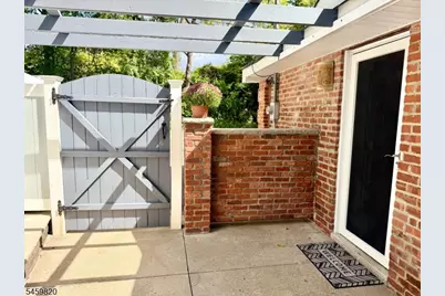 83 Sunset Trl, Denville, NJ 07834 - Photo 4