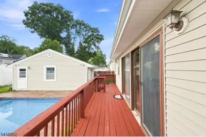 1138 Mayfair Dr, Rahway, NJ 07065 - Photo 8