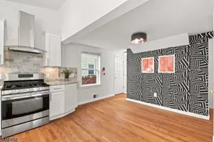 1138 Mayfair Dr, Rahway, NJ 07065 - Photo 16