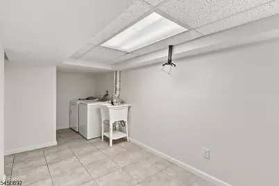1138 Mayfair Dr, Rahway, NJ 07065 - Photo 40