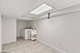 1138 Mayfair Dr, Rahway, NJ 07065 - Photo 40