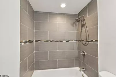 1138 Mayfair Dr, Rahway, NJ 07065 - Photo 34