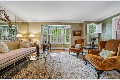 25 Norwood Avenue Unit #2, Summit, NJ 07901 - Photo 4