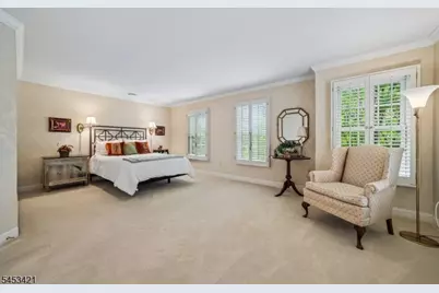 25 Norwood Avenue Unit #2, Summit, NJ 07901 - Photo 16