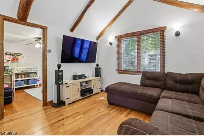 2 Whaleback Waddy, Denville, NJ 07834 - Photo 10