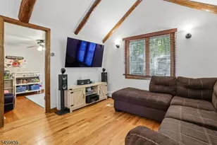 2 Whaleback Waddy, Denville Twp., NJ 07834 - Photo 10