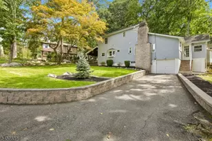 2 Whaleback Waddy, Denville Twp., NJ 07834 - Photo 44