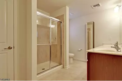 406 Waterview Ct, Hanover Township, NJ 07927 - Photo 14