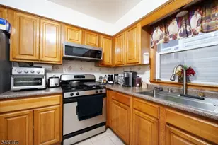 116 Chapel St, Newark, NJ 07105 - Photo 6
