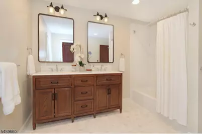 35 Essex Ave, Bloomfield, NJ 07003 - Photo 38