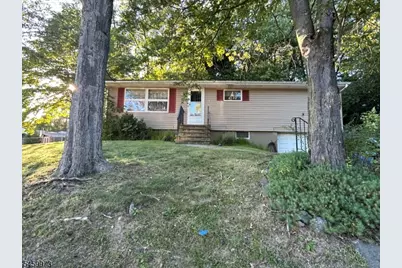 55 Hillside Dr, Hamburg, NJ 07419 - Photo 2