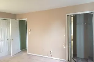 651 Riverside Ave, Lyndhurst Township, NJ 07071 - Photo 12