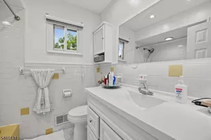 193 McFarlane Rd, Woodbridge Township, NJ 07067 - Photo 10