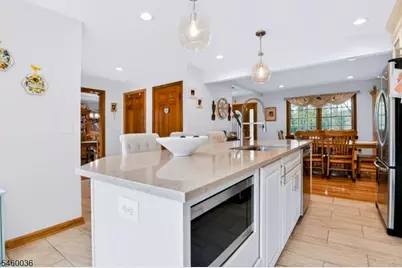 7 Pinewood Ct, Raritan Township, NJ 08822 - Photo 28