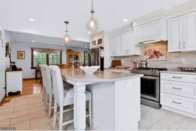 7 Pinewood Ct, Raritan Township, NJ 08822 - Photo 26