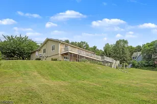135 W Mountain Rd, Sparta Township, NJ 07871 - Photo 36