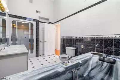 45 Holyoke Rd, Wayne, NJ 07470 - Photo 24