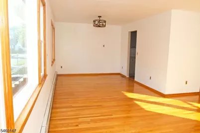 426 Laurita St, Linden, NJ 07036 - Photo 4
