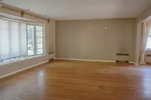 8 Mountain Way S, West Orange Township, NJ 07052 - Photo 4