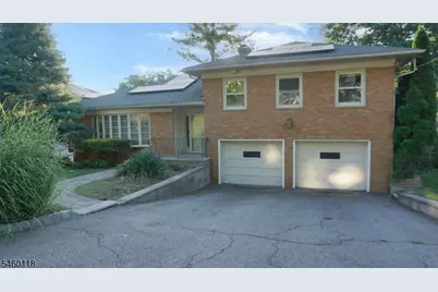 8 Mountain Way S, West Orange Township, NJ 07052 - Photo 2